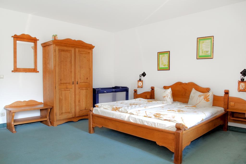 Hotel Am Liepnitzsee วันด์ลิทซ์ ภายนอก รูปภาพ